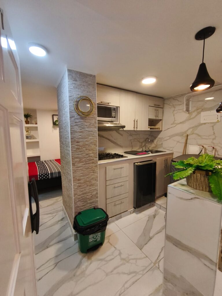 1f5d5f1b-8c5b-449a-9e64-156e122683f8