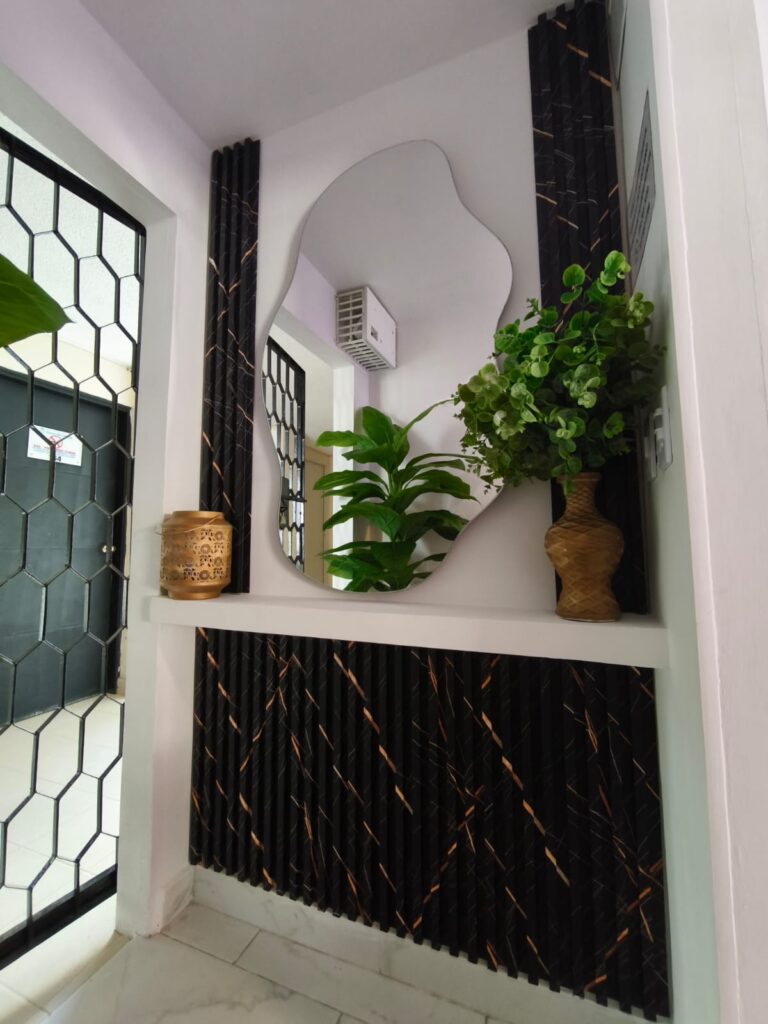 5f52f7a1-32e4-4cc6-9e4d-074b06f14aaf