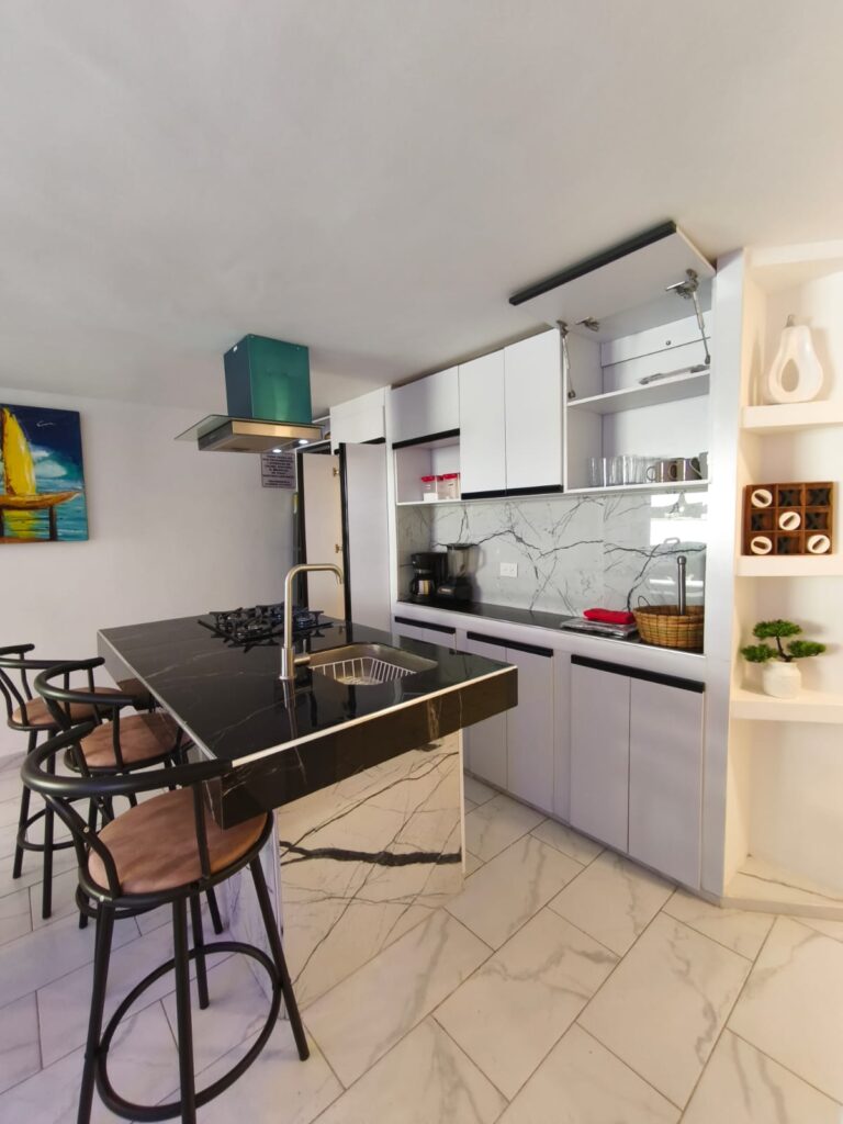 62b1755a-148d-4e68-89cb-b4dc9c7f3e52