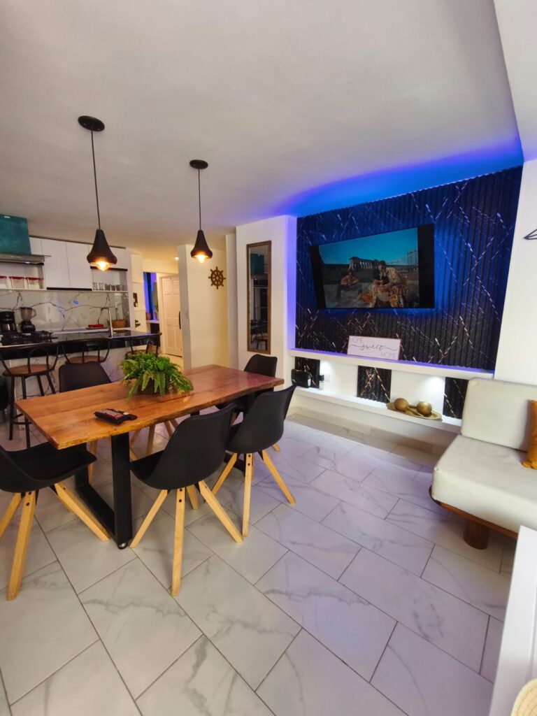 b8c71359-efc0-4a39-95e2-6fb219f1dd67